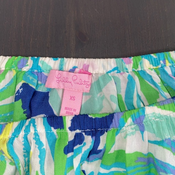 Lilly Pulitzer off the shoulder Enna Top - Picture 4 of 8